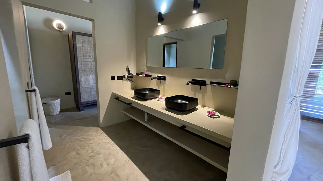 Kisiwa Room Interior